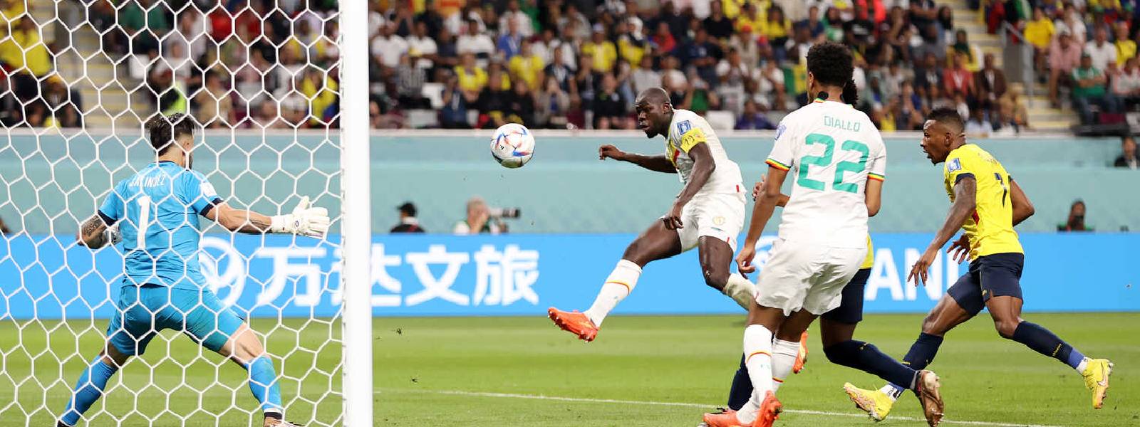 Koulibaly sends Senegal into World Cup last 16
